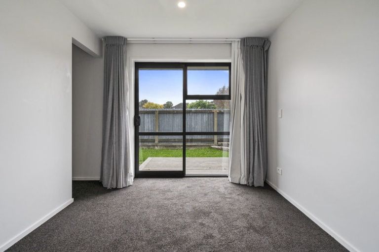 Photo of property in 64a Weston Avenue, Roslyn, Palmerston North, 4414