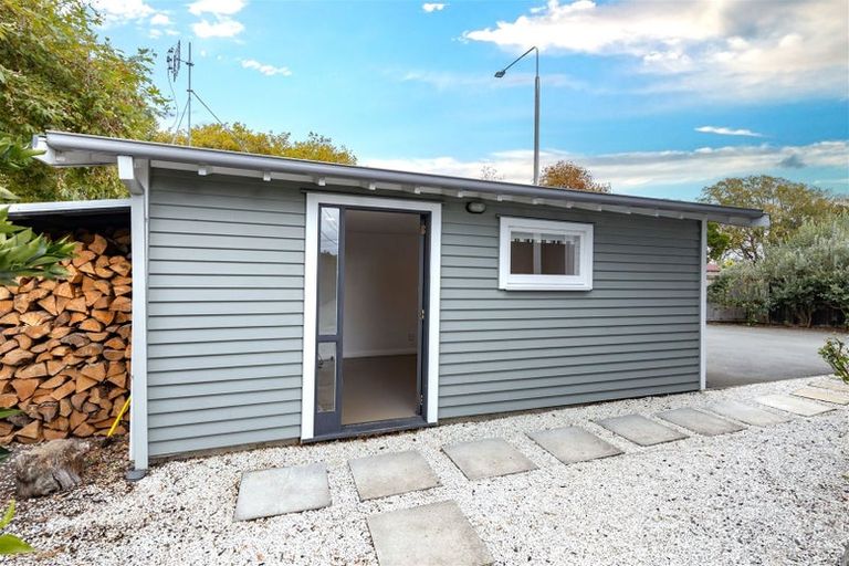 Photo of property in 1 Conway Street, Somerfield, Christchurch, 8024