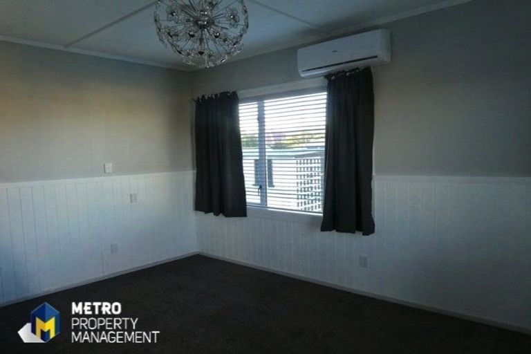 Photo of property in 15 Puketai Street, Andersons Bay, Dunedin, 9013