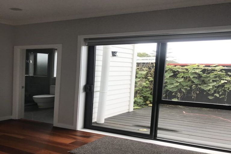 Photo of property in 15a Wendover Road, Glendowie, Auckland, 1071
