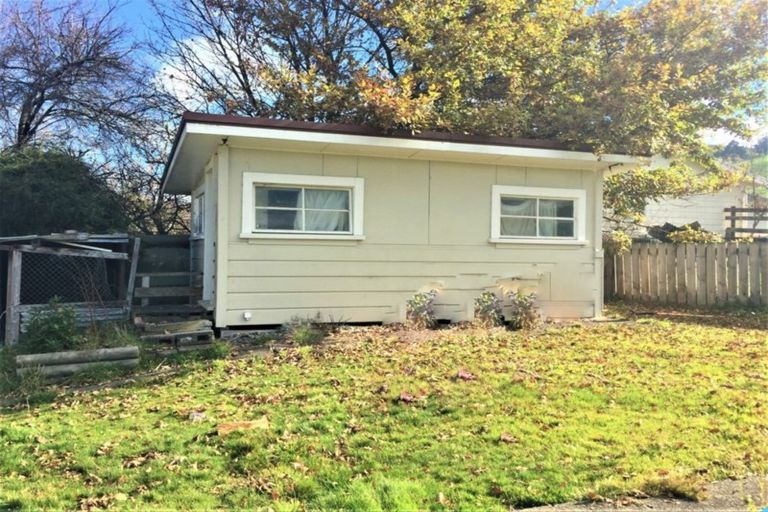 Photo of property in 55 Goldfinch Street, Taihape, 4720