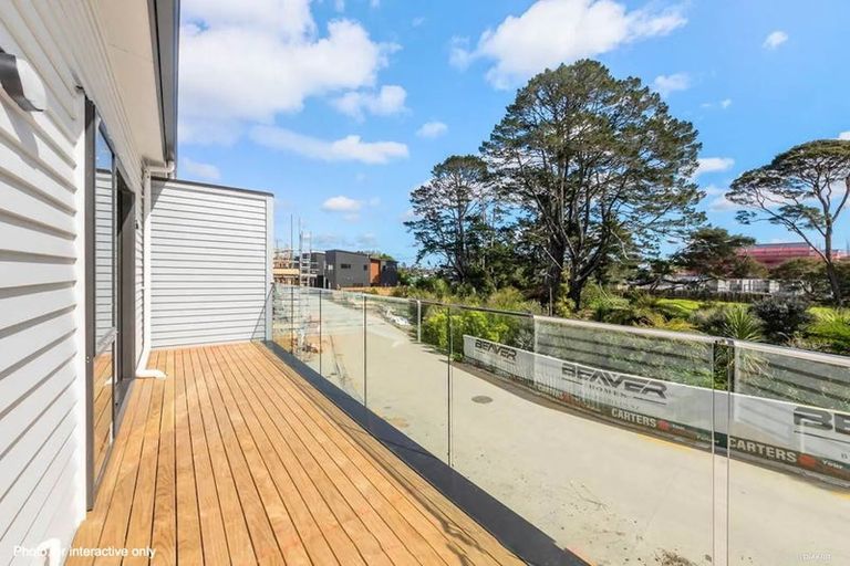 Photo of property in 27 Korokio Lane, Henderson, Auckland, 0612