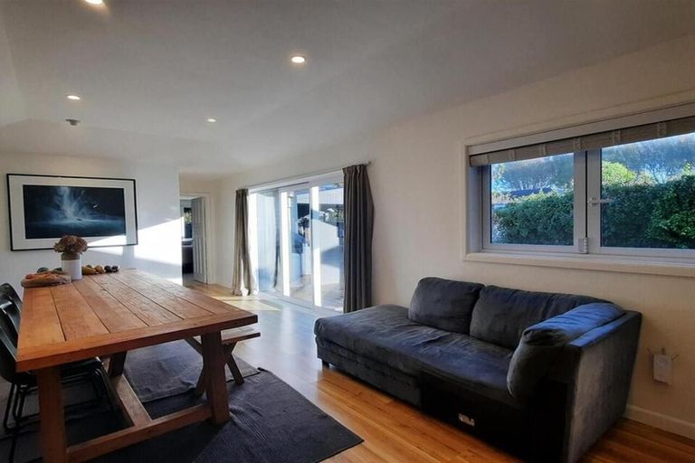Photo of property in 47 Stapletons Road, Richmond, Christchurch, 8013