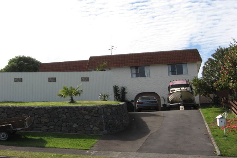 Photo of property in 4 Flinders Place, Welcome Bay, Tauranga, 3112
