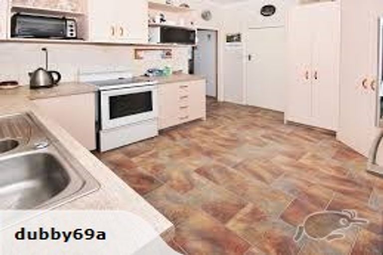 Photo of property in 20 Johnston Street, Featherston, 5710