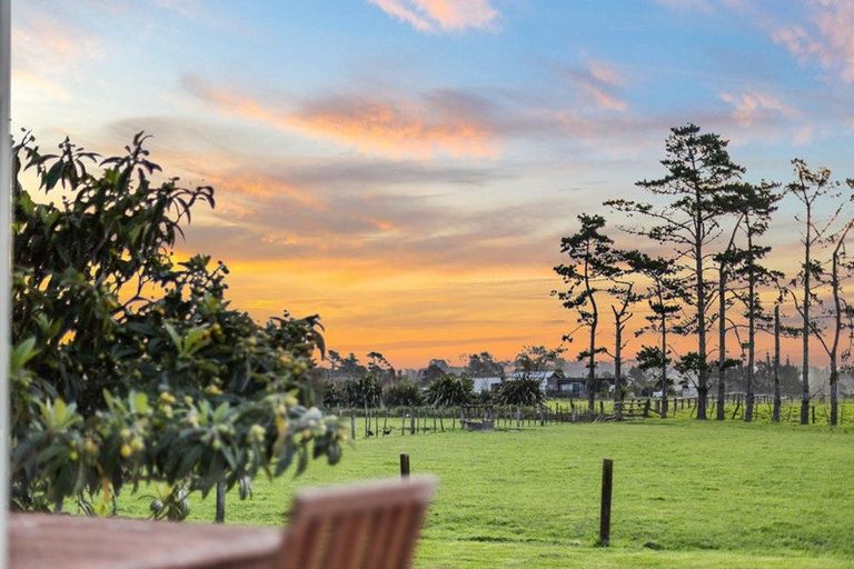 Photo of property in 12 Joyce Adams Place, Waimauku, 0883