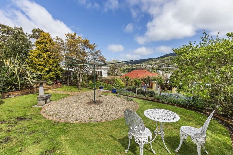 Photo of property in 20 Handyside Street, Tawa, Wellington, 5028