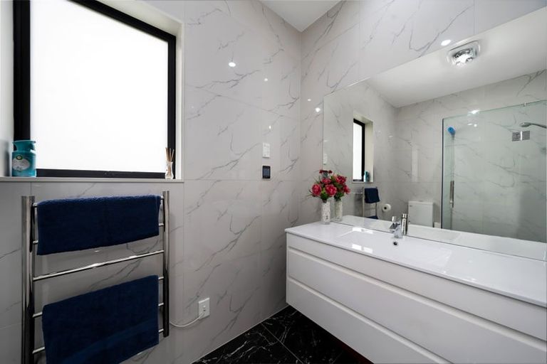 Photo of property in 145 Matua Road, Huapai, Kumeu, 0810