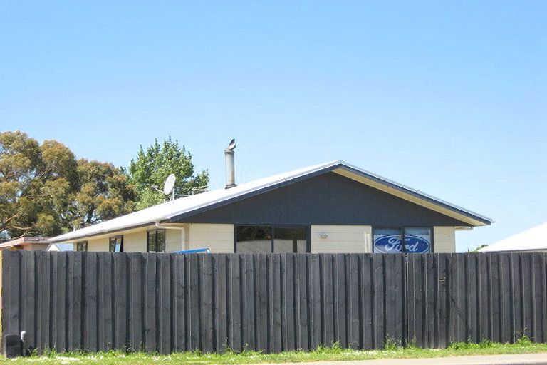 Photo of property in 28b Percival Street, Rangiora, 7400