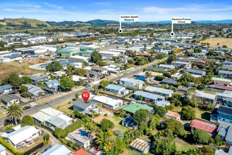 Photo of property in 41 Simpson Road, Papamoa Beach, Papamoa, 3118