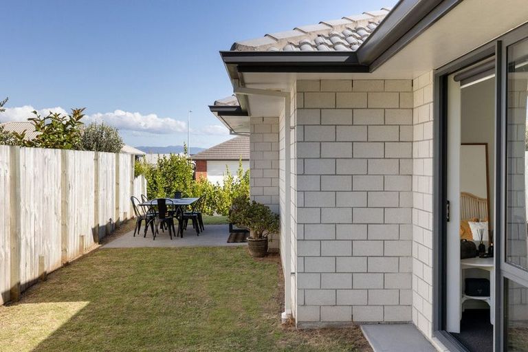 Photo of property in 78 Bert Wall Drive, Omokoroa, 3114