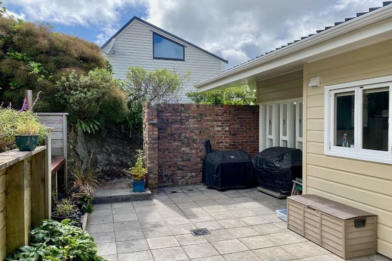 Photo of property in 53 Rangoon Street, Khandallah, Wellington, 6035