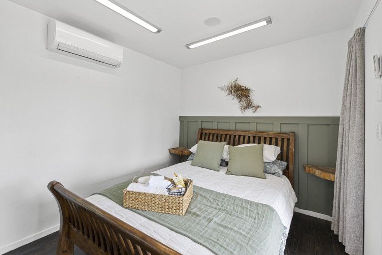 Photo of property in 124 Lower King Road, Tarurutangi, New Plymouth, 4372