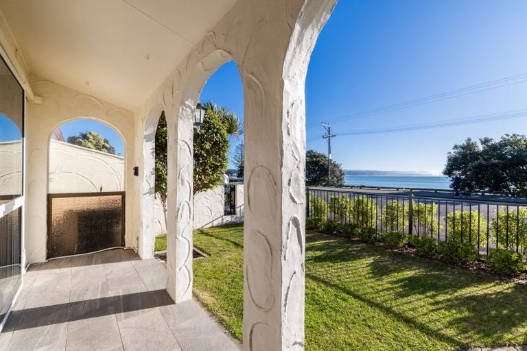 Photo of property in 24 Charles Street, Westshore, Napier, 4110