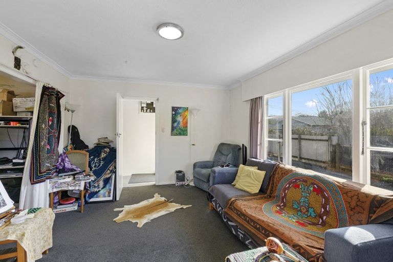 Photo of property in 7a Seddon Street, Wallaceville, Upper Hutt, 5018