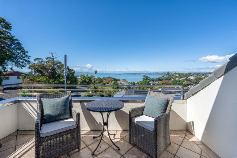 Photo of property in 1 Page Point, Mellons Bay, Auckland, 2014