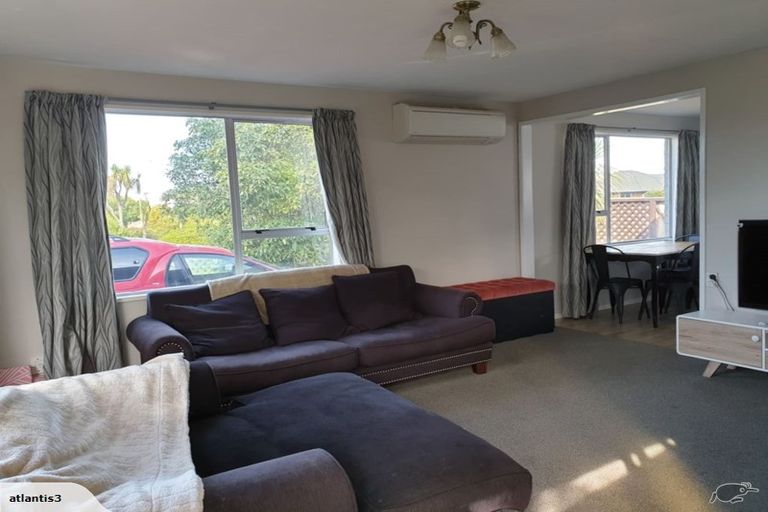 Photo of property in 120 Inwoods Close, Parklands, Christchurch, 8083