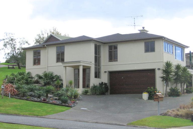 Photo of property in 29 Merehai Place, Snells Beach, 0920