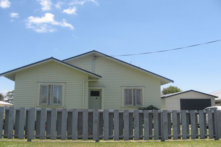 Photo of property in 20 Harris Street, Te Puke, 3119