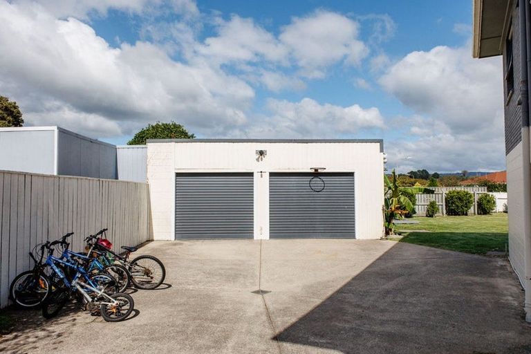 Photo of property in 1 Ohiwa Parade, Ohope, 3121