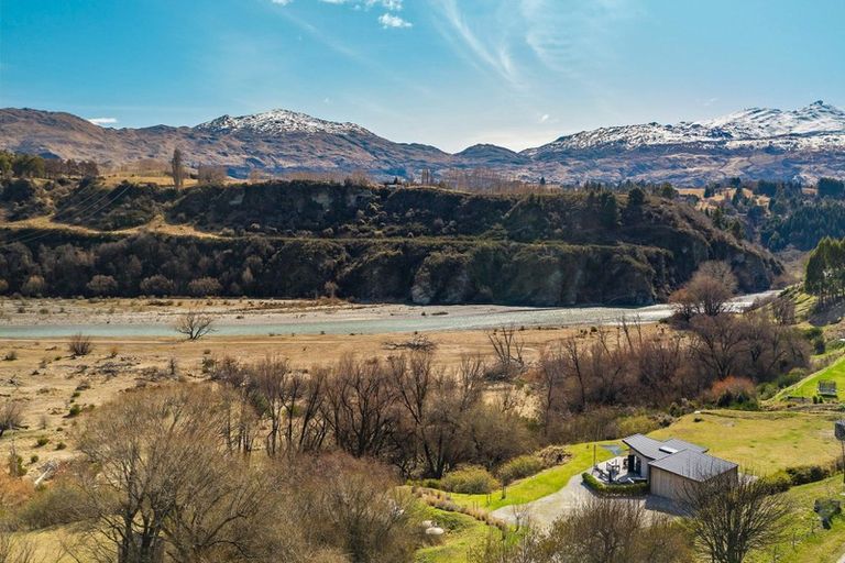 Photo of property in 362 Tucker Beach Road, Queenstown Hill, Queenstown, 9371