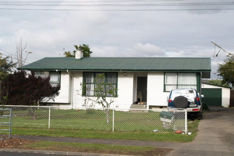 Photo of property in 9 Von Sturmer Street, Mangere East, Auckland, 2024