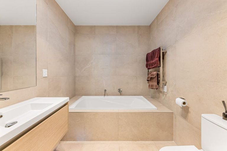 Photo of property in 34 Boyes Avenue, Whenuapai, Auckland, 0618