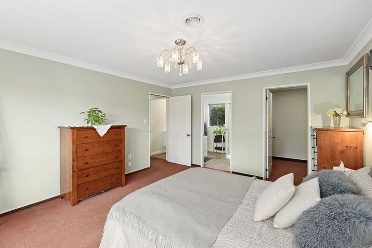 Photo of property in 321 Te Moana Road, Waikanae, 5036