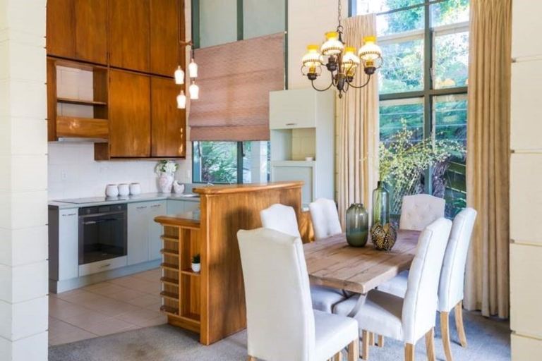 Photo of property in 70 Mayfair Crescent, Mairangi Bay, Auckland, 0630