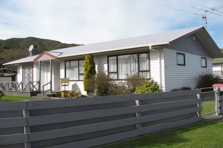 Photo of property in 148 Wise Street, Wainuiomata, Lower Hutt, 5014