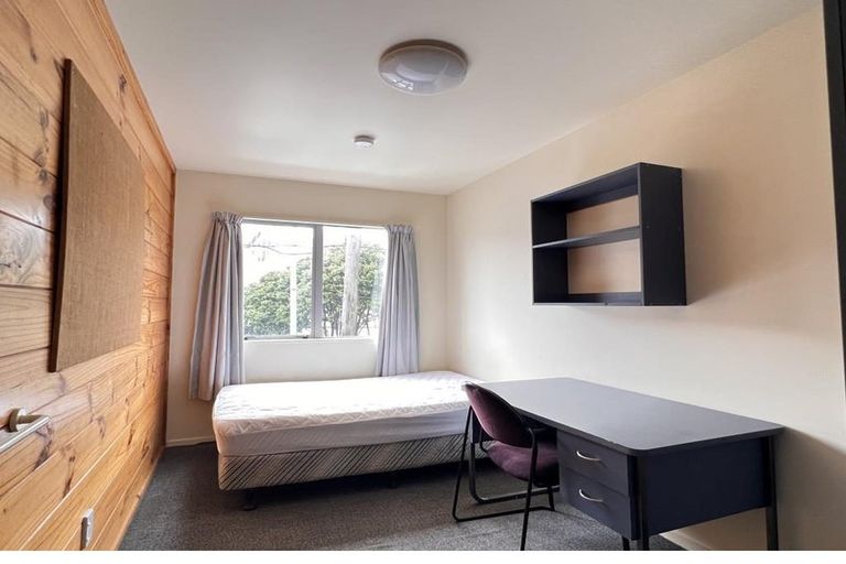 Photo of property in Basin Reserve Complex, 64/4 Sussex Street, Mount Cook, Wellington, 6021