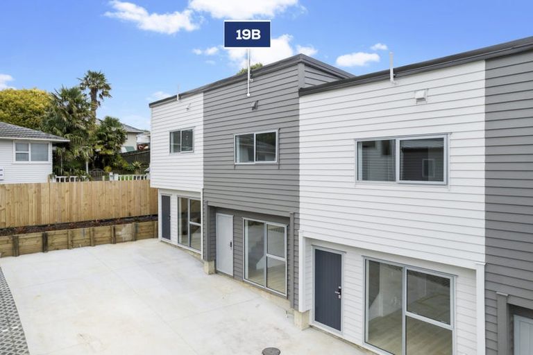 Photo of property in 19b Chislehurst Street, Henderson, Auckland, 0612