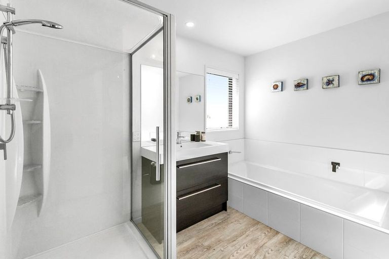 Photo of property in 9 Dynes Road, Rolleston, 7615