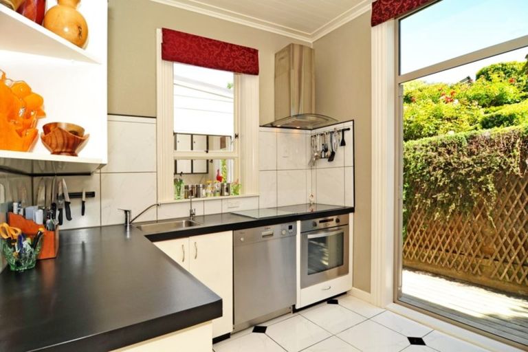 Photo of property in 20 Neidpath Road, Mornington, Dunedin, 9011