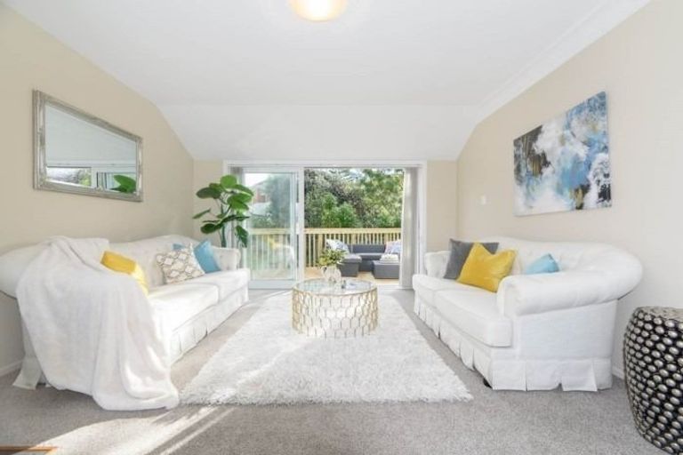 Photo of property in 123 Exmouth Road, Northcote, Auckland, 0627