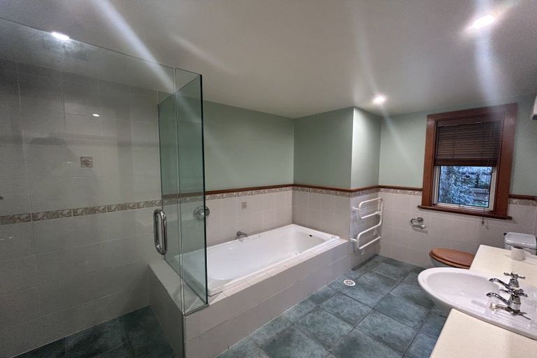 Photo of property in 2b Bills Way, Wanaka, 9305