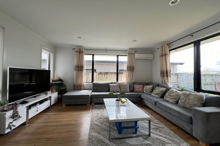 Photo of property in 32 Sirius Crescent, Rototuna North, Hamilton, 3210