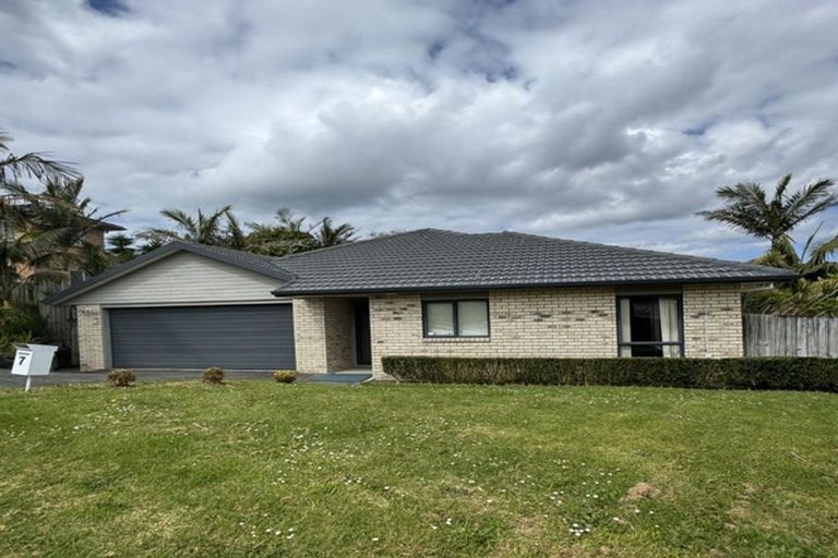 Photo of property in 7 Luna Place, Henderson, Auckland, 0612