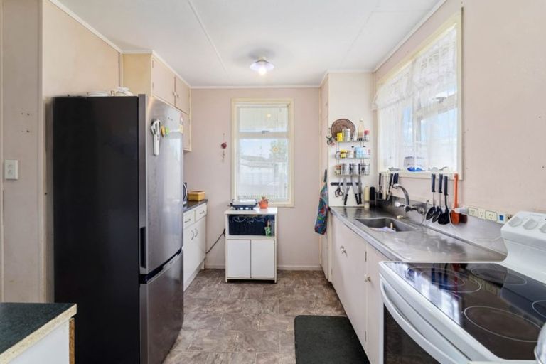 Photo of property in 28 Tania Crescent, Western Heights, Rotorua, 3015