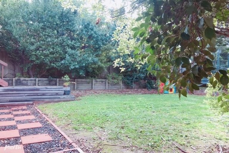 Photo of property in 2/58 Cliff Road, Torbay, Auckland, 0630