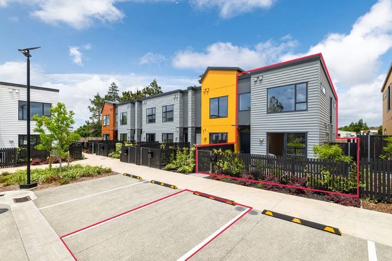 Photo of property in 33 Isabella Lane, Henderson, 0610