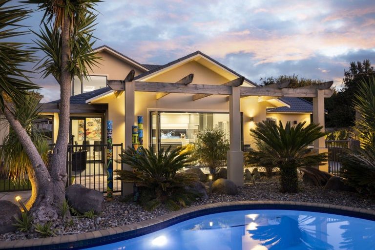 Photo of property in 49 Shelter Grove, Frankleigh Park, New Plymouth, 4310