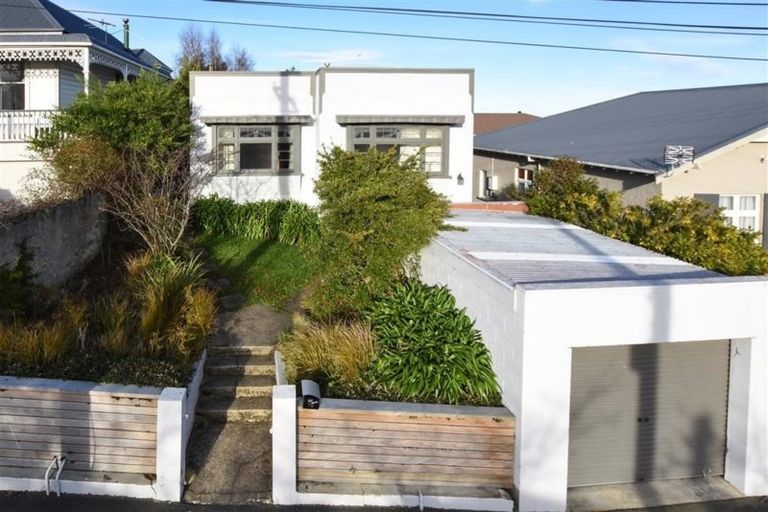 Photo of property in 15 Mataora Road, Kenmure, Dunedin, 9011