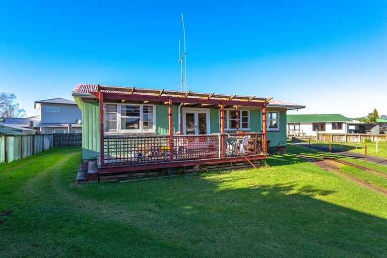 Photo of property in 138 Lorraine Place, Whangamata, 3620