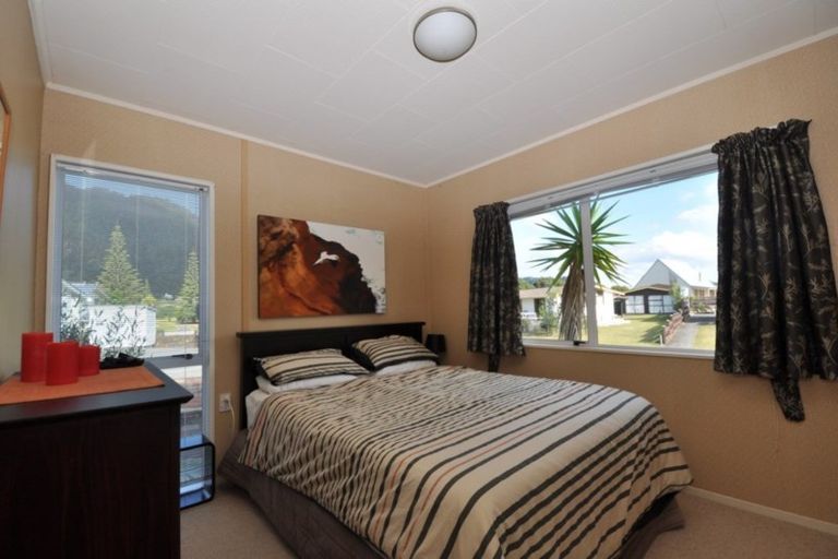 Photo of property in 20a Champion Place, Pauanui, Hikuai, 3579