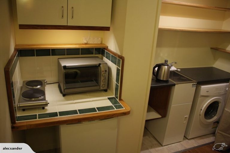 Photo of property in 34 Abbotleigh Avenue, Te Atatu Peninsula, Auckland, 0610