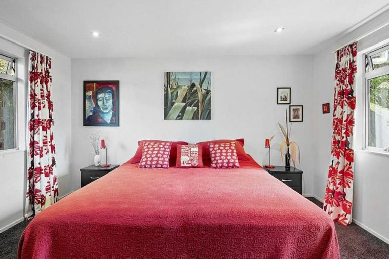 Photo of property in 86 Brougham Street, New Plymouth, 4310