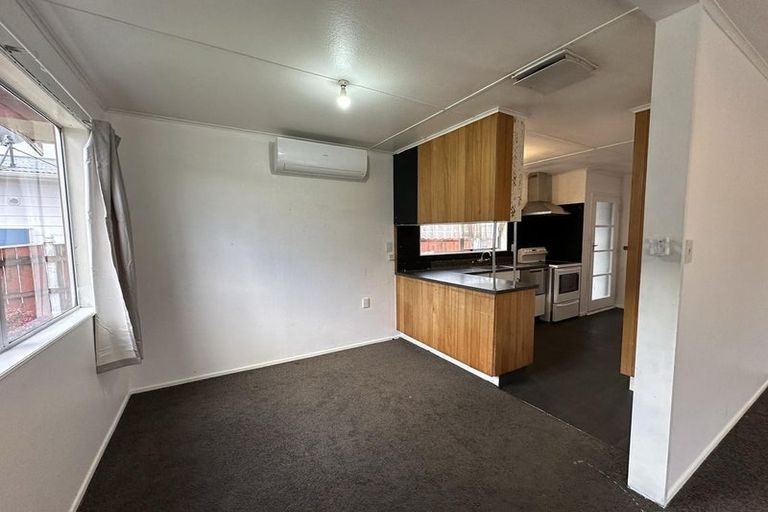 Photo of property in 2 Wyoming Grove, Totara Park, Upper Hutt, 5018