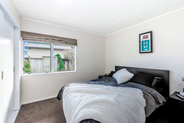 Photo of property in 21 Pukeko Street, Paraparaumu, 5032