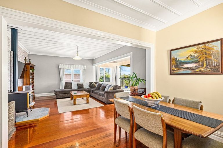 Photo of property in 55 Springs Road, Parakai, 0830